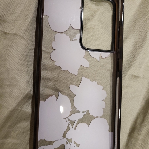 Samsung 21 Ultra Case - Roses - Picture 5 of 6